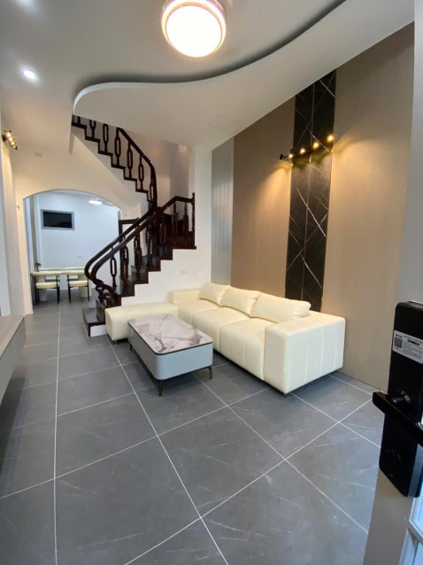 Nhà Đẹp! Hoàng Hoa Thám,Ngõ Rộng,DT: 46m2 x 5Tầng,Giá: 9.8 Tỷ Ba Đình