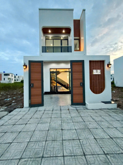Nhà đẹp mới hoàn thiện Lô B6  Tây Bắc, Phường Rạch Giá, tỉnh An Giang mới