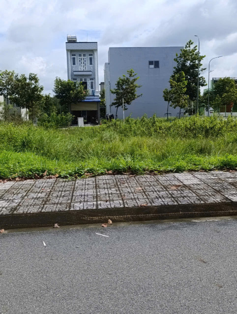Bán đất 70.4m² ngang 5m giá 1.33 tỷ Phường Vĩnh Tân