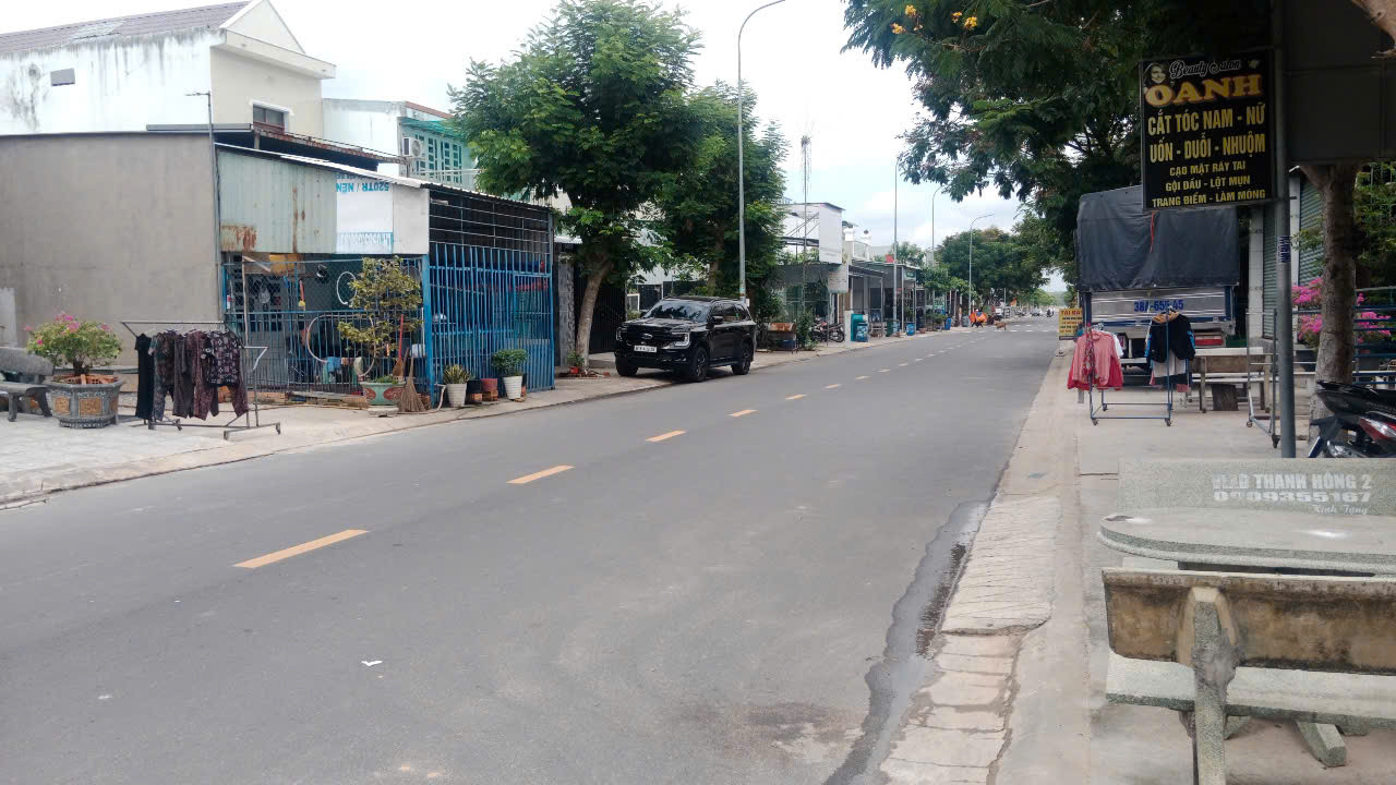 Bán đất 100.6m² ngang 4m giá 1.7 tỷ Phường Vĩnh Tân