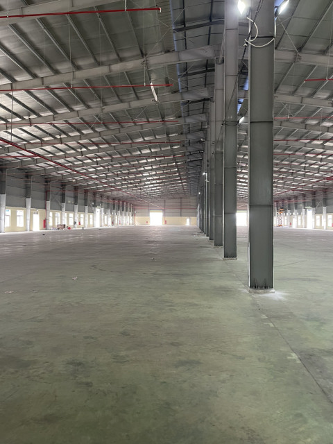 Cho thuê xưởng 3000m2 đường Trần Đình San, có điện 3 pha, trạm điện riêng, giá cho thuê 32-35k/m2