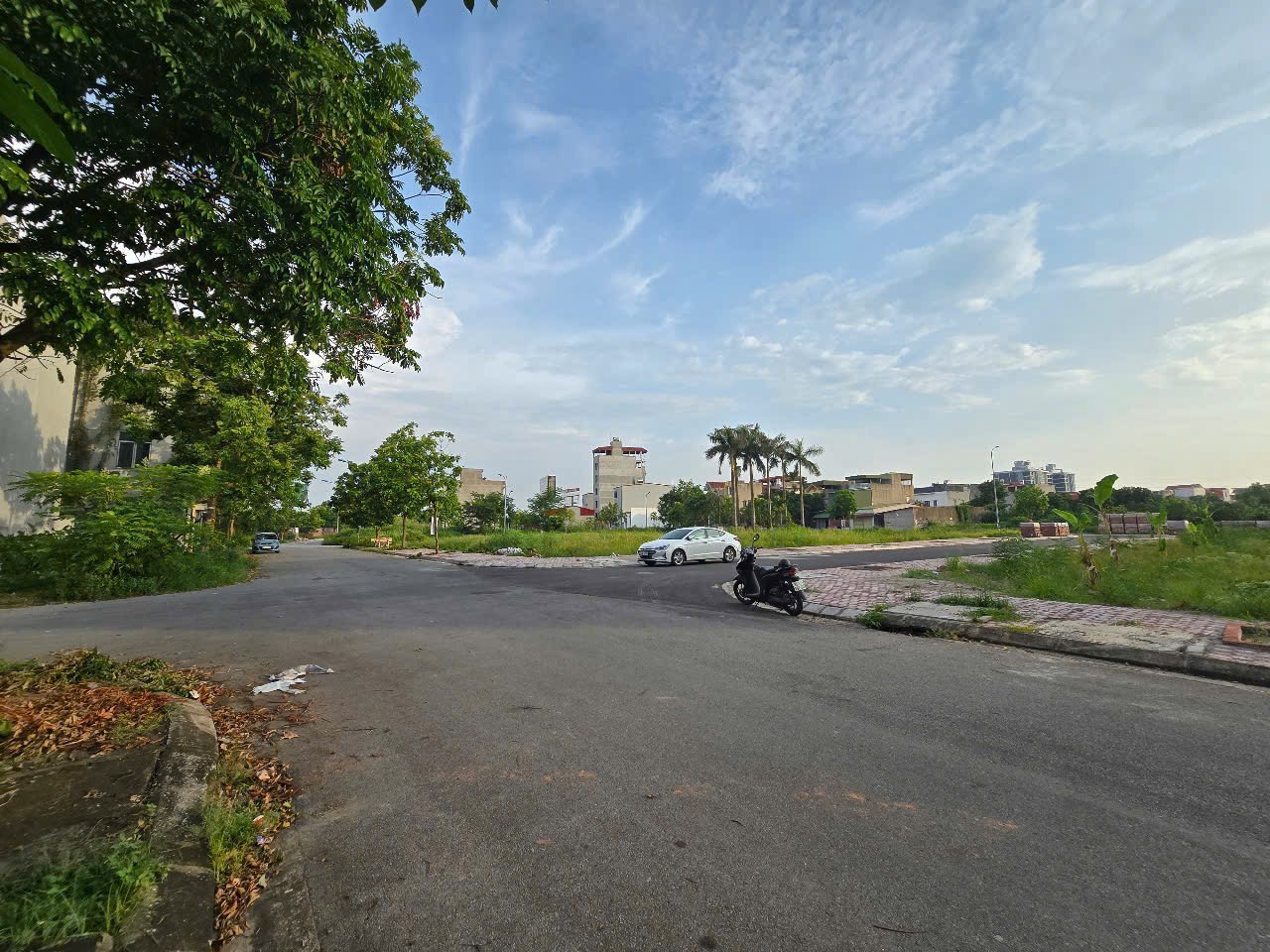 Bán 74.5m2 đất lô góc. Làn 2 đường nguyễn quyền. Khu 6 đại phúc. Võ cường bắc ninh