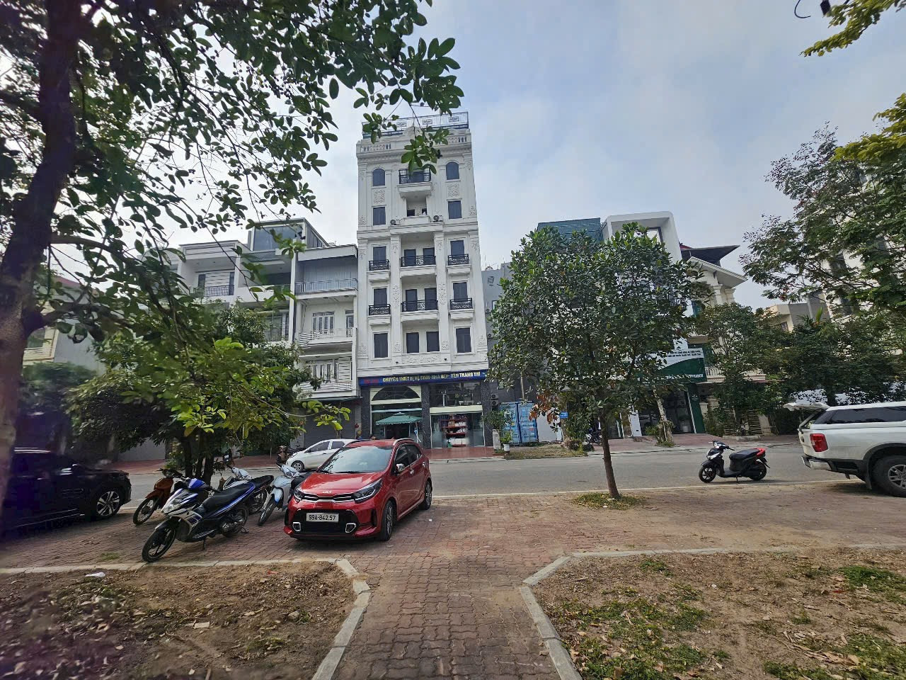 Bán 81m2 đất nhìn vườn hoa khả lễ 1. Đường phạm ngũ lão. Phường võ cường bắc ninh