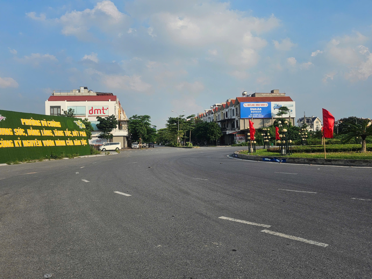 Bán 200m2 đất biệt thự đại hoàng long. Lô áp góc. Thông 2 đầu.  võ cường bắc ninh