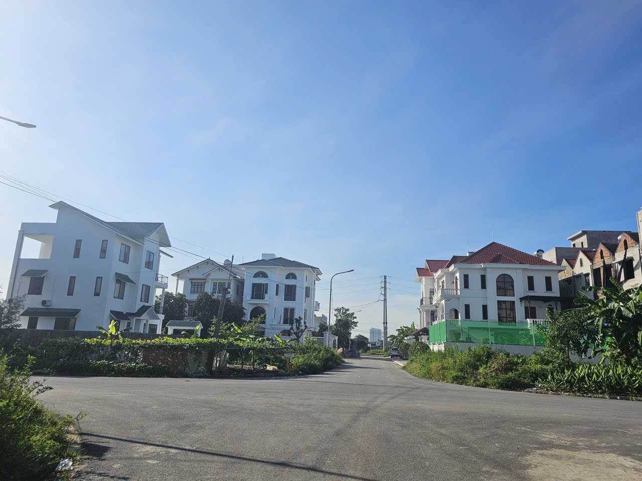 Bán 262.5m đất biệt thự nhìn hồ khu đại hoàng long. Phường võ cường bắc ninh