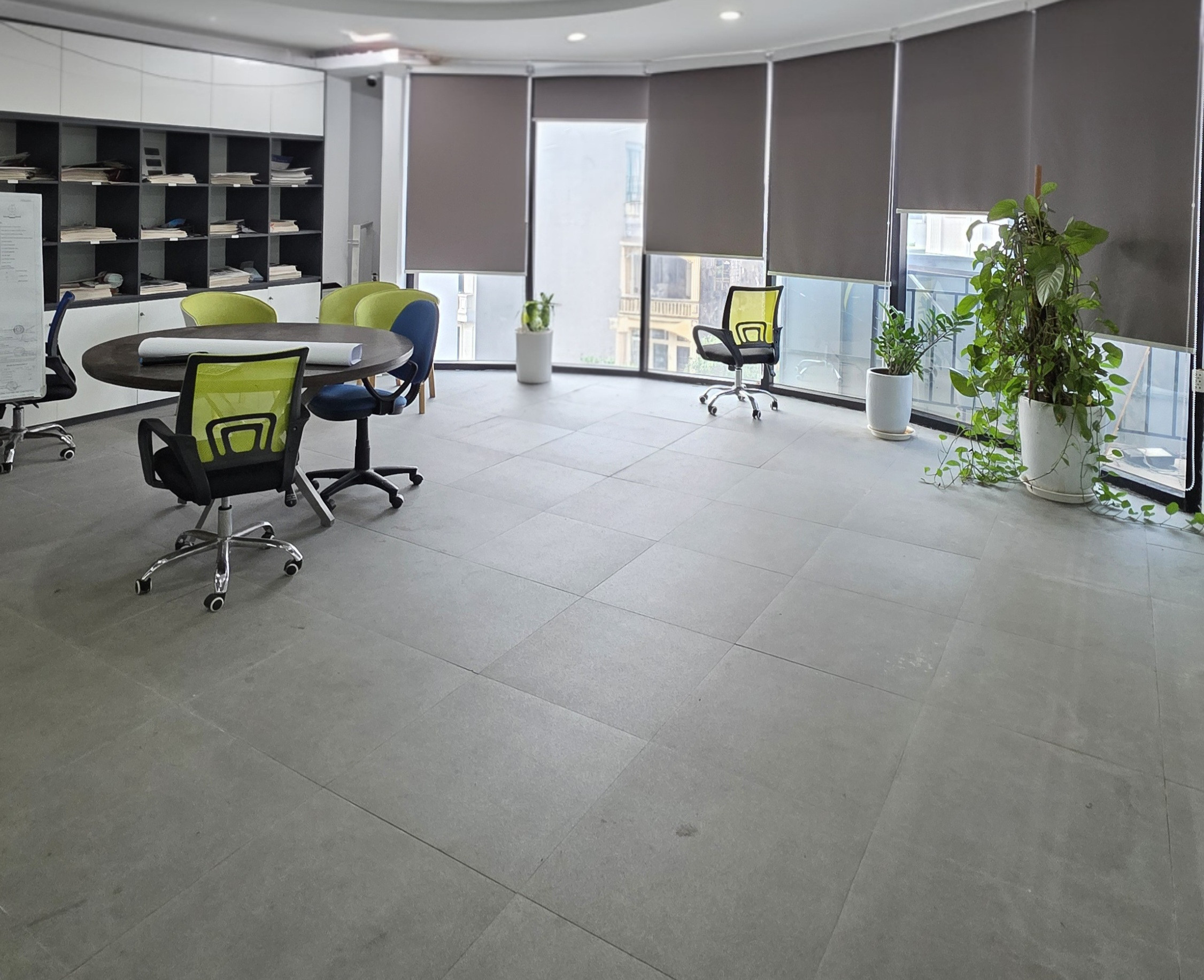 Sàn thông cho thuê 300m2 làm văn phòng, spa, thể dục thể thao 35 triệu/ tháng