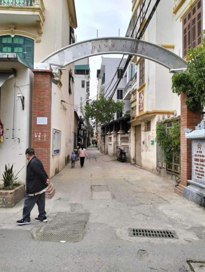 SỞ HỮU NGAY NHÀ ĐẸP - GIÁ TỐT - Vị Trí Đắc Địa Tại Phường Xuân Đỉnh, Quận Bắc Từ Liêm, Hà Nội