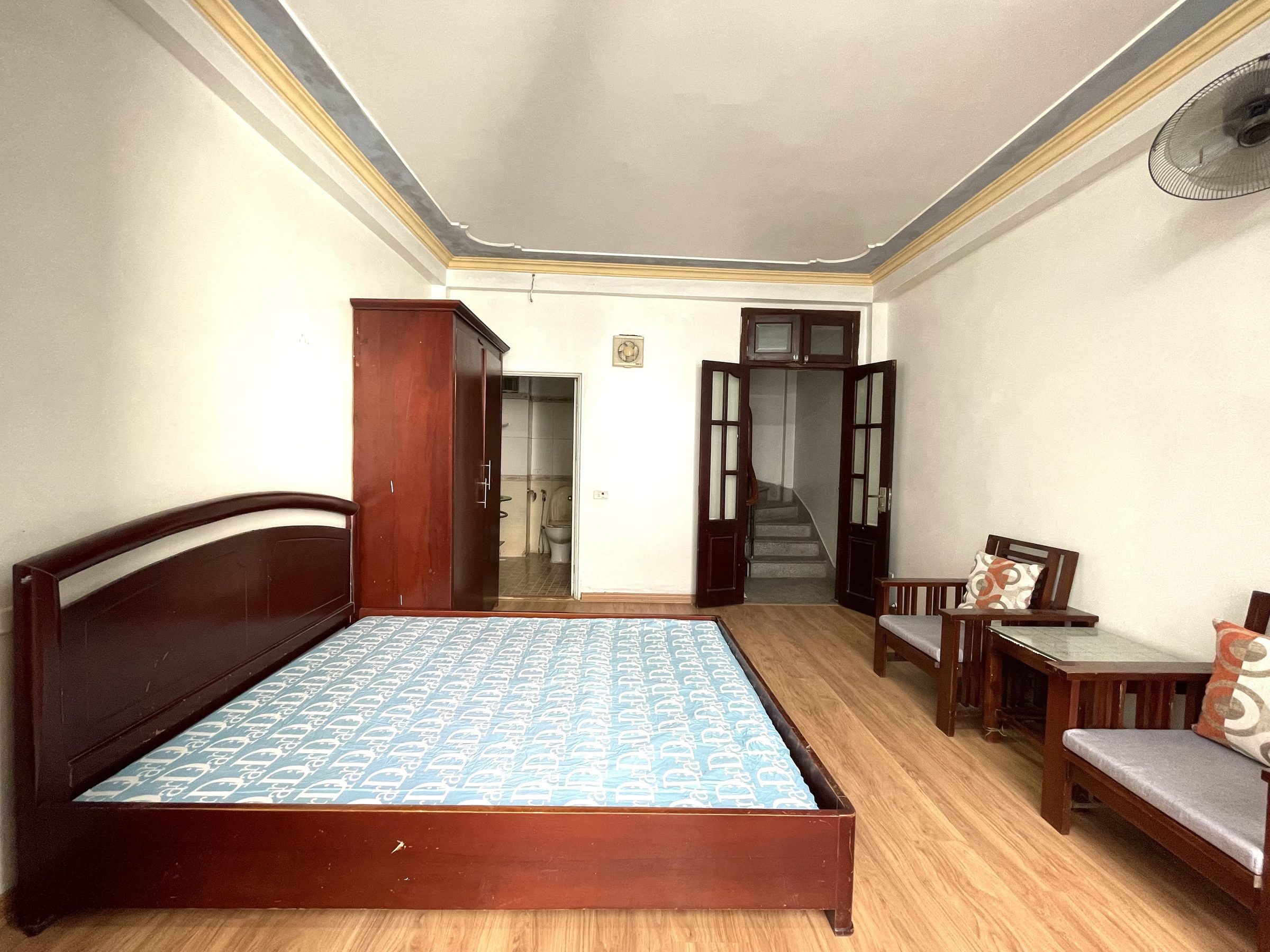 Cho thuê nhà 30m2, 5 tầng, full đồ, ở luôn tại ……. LH 0385244581