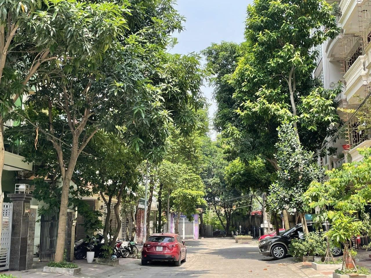 Cho Thuê Nhà Ngõ 234 Hoàng Quốc Việt , Cầu Giấy 120M² 4 Tầng 4 Ngủ - Khu Dân Trí Cao - Giá Thuê 30tr