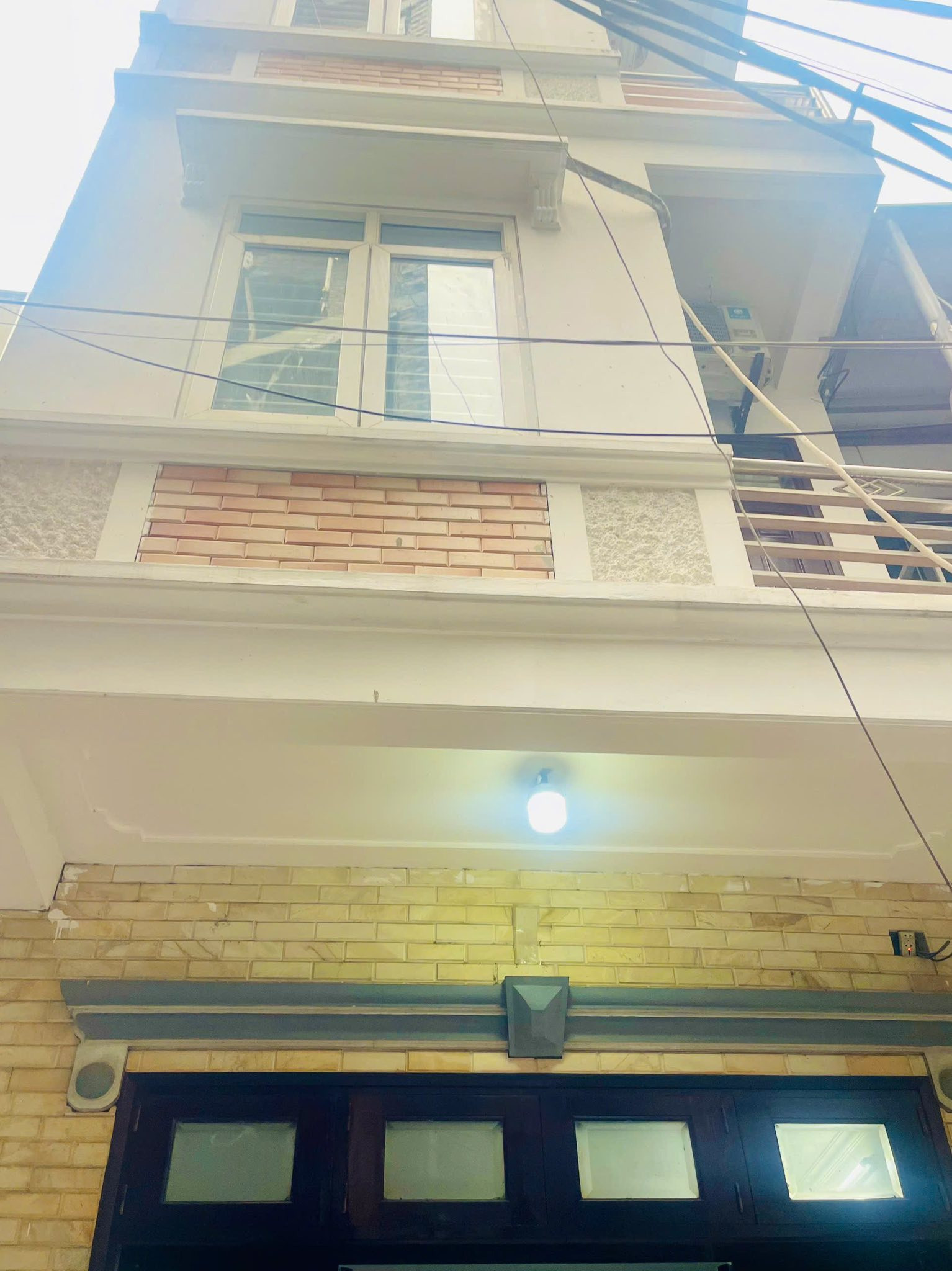 Cho thuê Nhà riêng 40m² giá 11 triệu/ tháng tại PHẠM VĂN ĐỒNG, Xuân Đỉnh. Phù hợp ở gia đình, văn phòng, KD onl