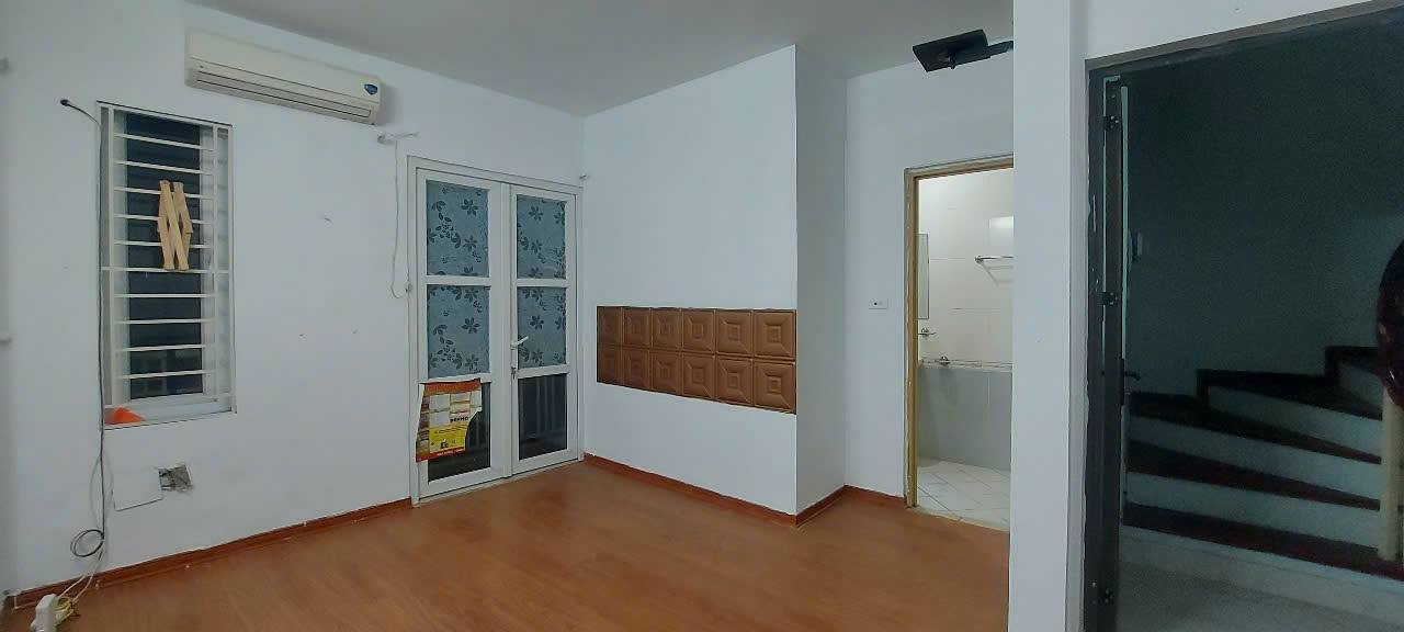 NHÀ TRONG NGÕ XUÂN LA,DT 40M ,5 TẦNG ,MT 5M, GIA BÁN 9 TỶ
