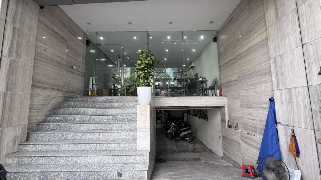 ⚜️ TÒA VĂN PHÒNG MẶT PHỐ LẠC LONG QUÂN, 140M2 6T THÔNG SÀN, MT 8M, CHỈ 63,5 TỶ ⚜️