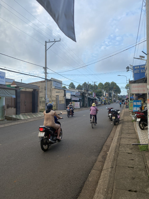 BÁN 3 LÔ ĐẤT TTTHÀNH PHỐ VIEW ĐÀ LẠT FULLTHỔ CƯ GIÁ 8,8 TRIÊU/M2(ODT) CƠ HỘI X3 TÀI SẢN