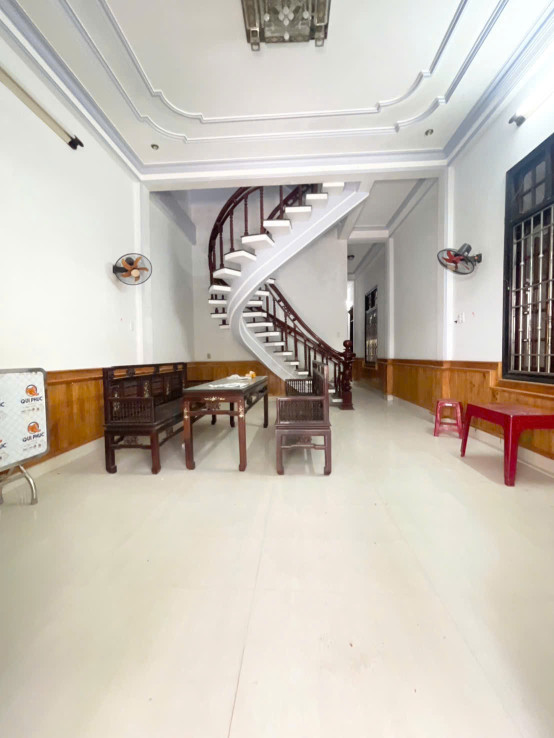 📣 CHO THUÊ NHÀ NGUYÊN CĂN 3 TẦNG MẶT TIỀN NGUYỄN ĐỨC CẢNH – KHU KIỂM HUỆ, TP HUẾ