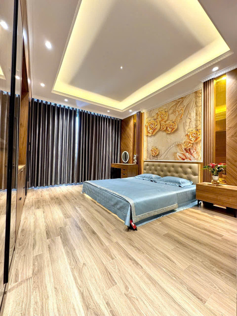 BÁN NHÀ MỚI  - TRUNG KÍNH, CẦU GIẤY, HÀ NỘI - Vị trí trung tâm, chỉ cách Công viên Cầu Giấy 150m