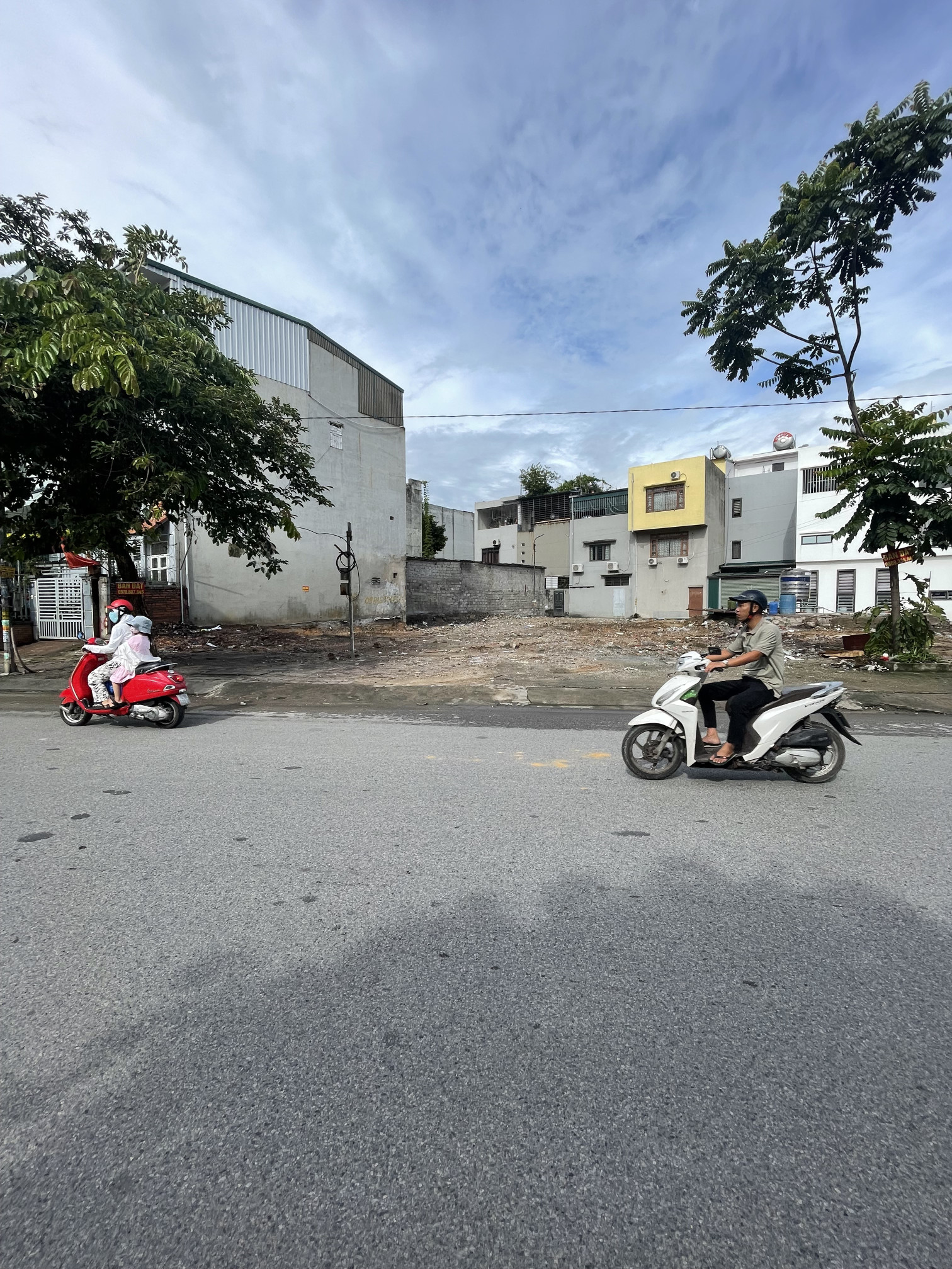 BÁN ĐẤT NHÀ ỐNG KHU VỰNG ĐÂNG,HỒNG GAI,QUẢNG NINH