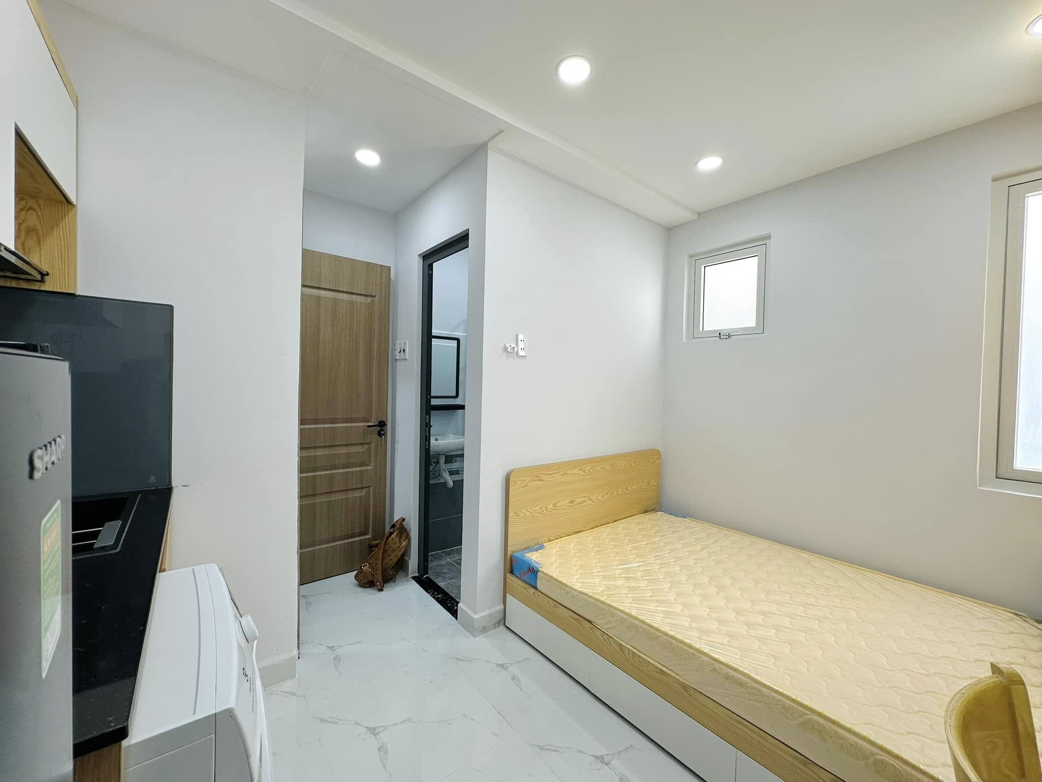 CỰC HIẾM, HỒ TÙNG MẬU,OTO DỪNG ĐỖ NGÀY ĐÊM,THANG MÁY,DT:124Mx8T,MT:6M,29ty