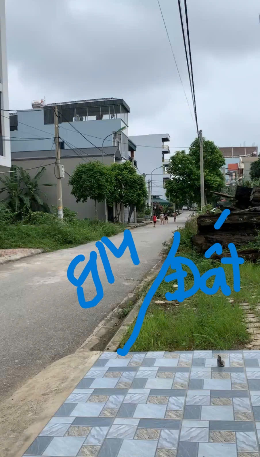 TRUNG TÂM TÂN XÃ, CÁCH HỒ 300M, ÔTÔ TRÁNH, ĐỐI DIỆN ĐH FPT, ĐHQG, NGAY TUYẾN METRO 5, 125M