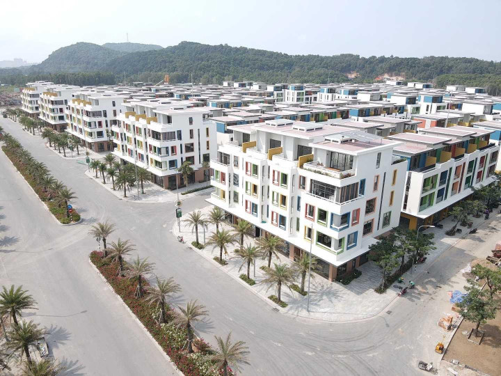 Chủ cần vốn nên bán gấp liền kề Meyhomes Capital, DT 117m2, sổ đỏ sẳn, giá tốt nhất dự án LH 0939439474