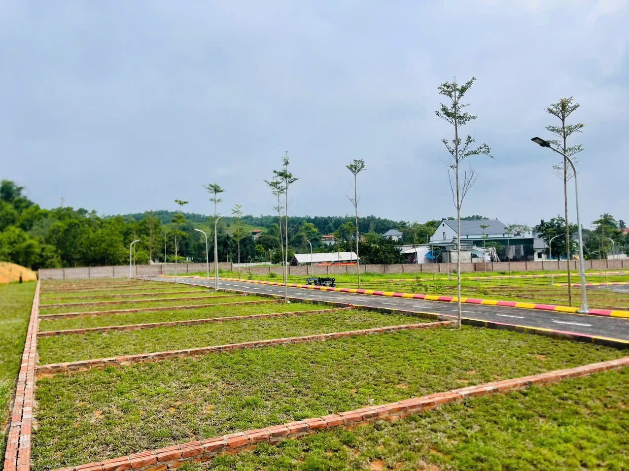 Bắt động sản giá bình dân