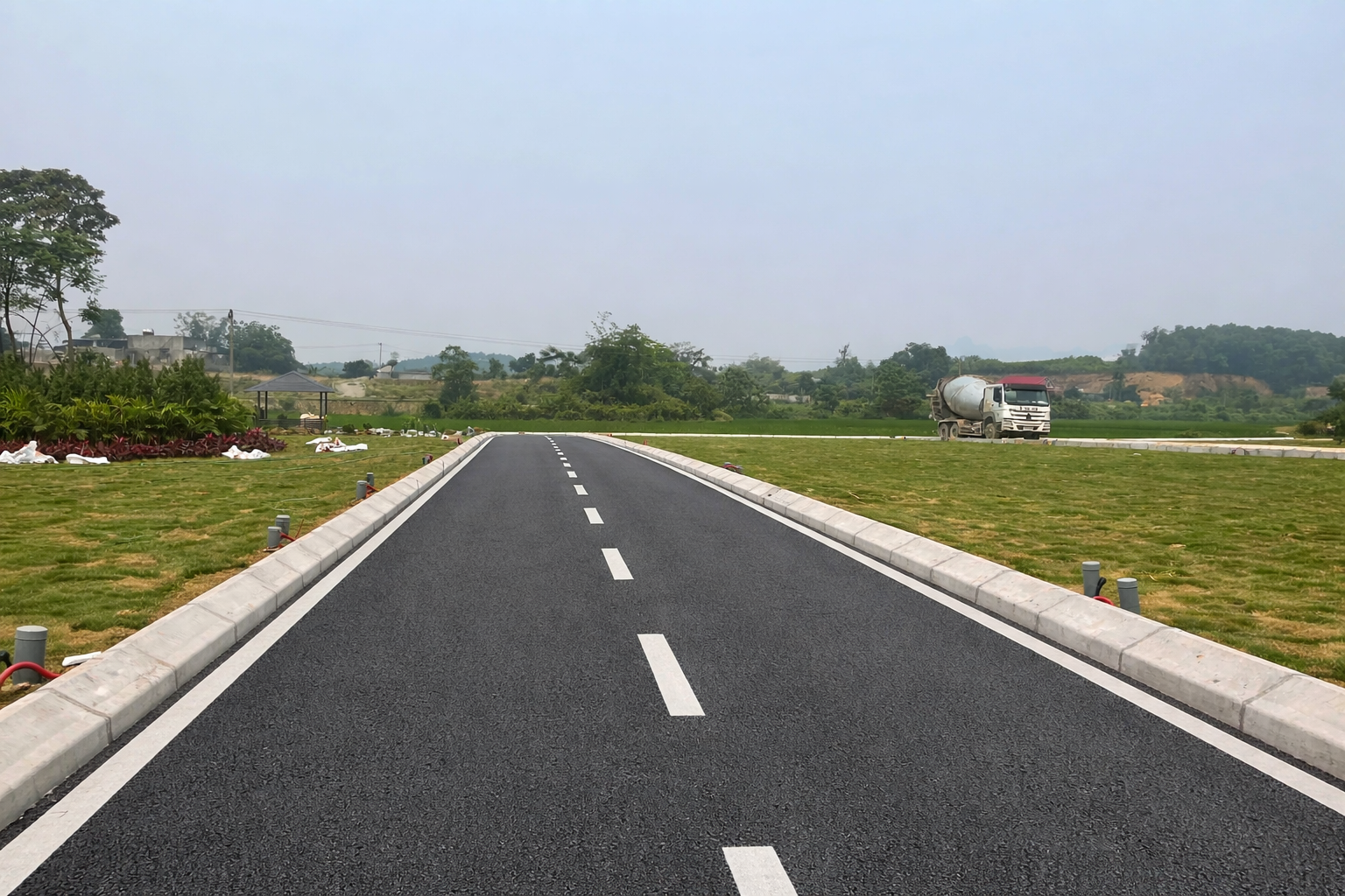CHỈ HƠN 300TR ĐÃ SỞ HỮU ĐẤT NỀN SẴN SỔ HỒNG GẦN KCN TẠI BA HÀNG ĐỒI LẠC THUỶ