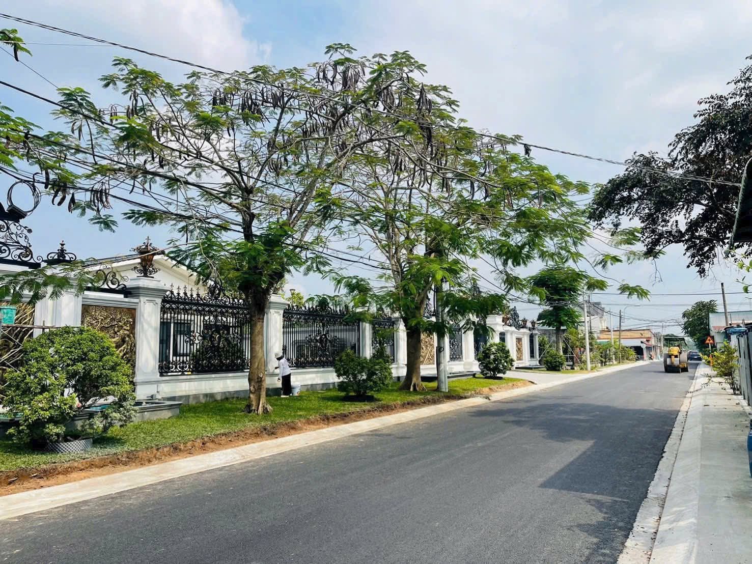 Bán đất mặt tiền kinh doanh xây biệt thự MT đường Nguyễn Viết Xuân trung tâm Thị Trấn Củ Chi huyện Củ Chi TPHCM, DT: 10x48m.