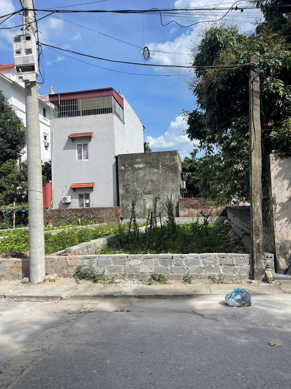 Đất thị trấn Đại Nghĩa ngõ thông tứ tung xe oto tránh nhau