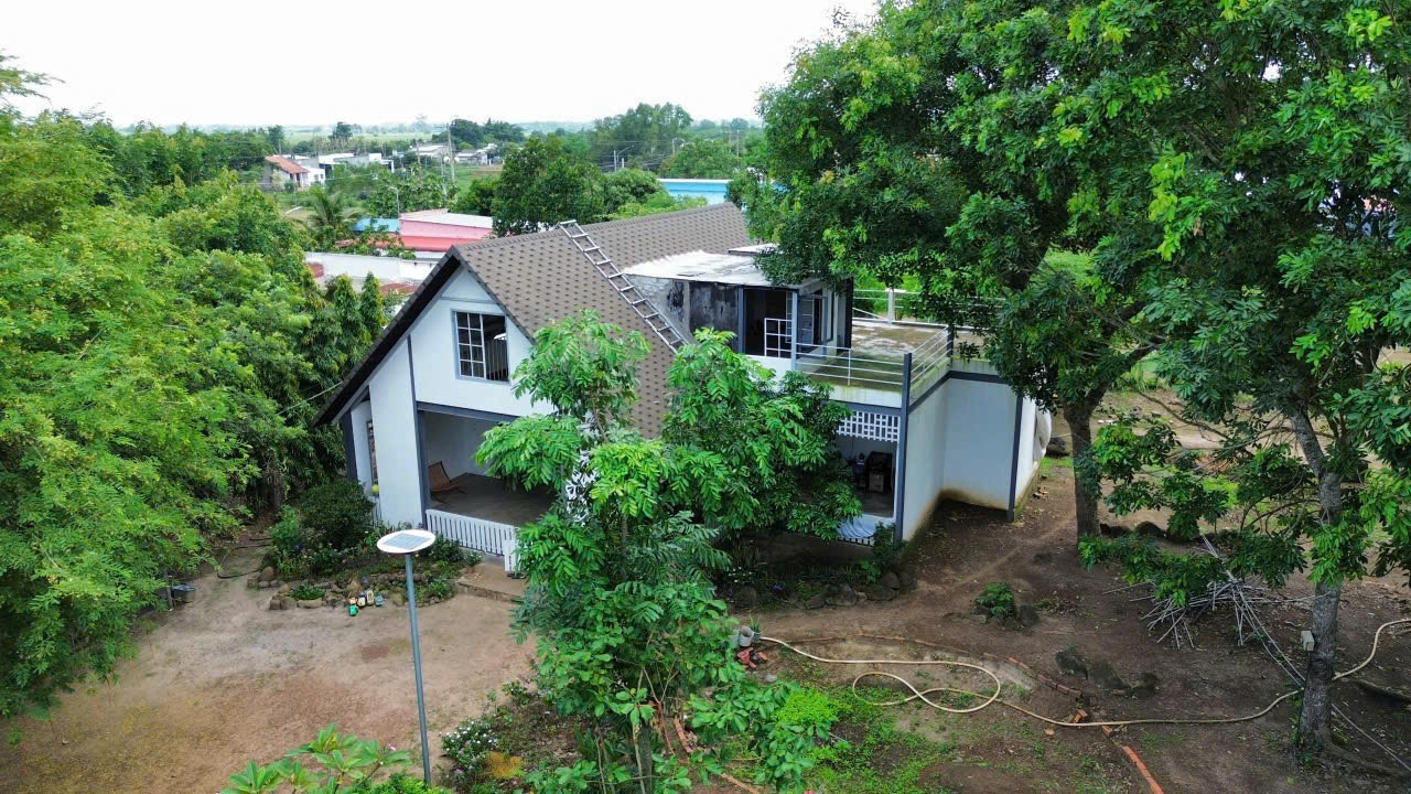 Đất + Nhà biệt thự giá tốt. Tỉnh lộ 52 .TT Đất đỏ . Quy hoạch đất ở OĐT