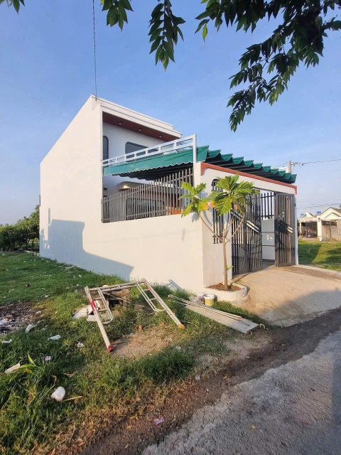 Bán nhà 115.9m² ngang 5m tại Thị trấn Đức Hòa Huyện Đức Hòa