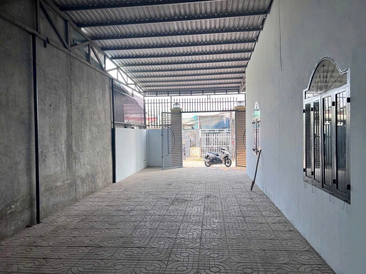 Bán đất 191.1m² ngang 5m giá 1.85 tỷ tại Thị trấn Đức Hòa Huyện Đức Hòa