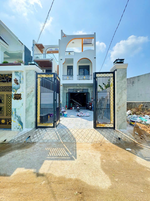 Bán nhà 138.6m² ngang 5m tại Thị trấn Đức Hòa Huyện Đức Hòa