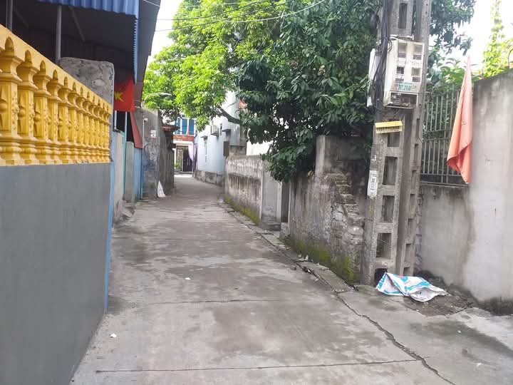 Chính chủ Cần bán lô đất 140m2 sau trường cấp 3 Kinh Môn 1 tại Phường An Lưu  giá rẻ, phù hợp đầu tư