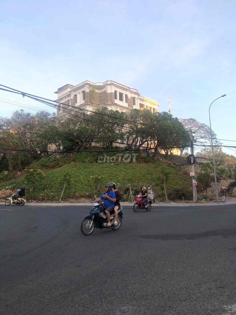 Bán lô đất xịn 11,9m mt Hai Bà Trưng thị trấn Long Hải, Long Đất, BRVT