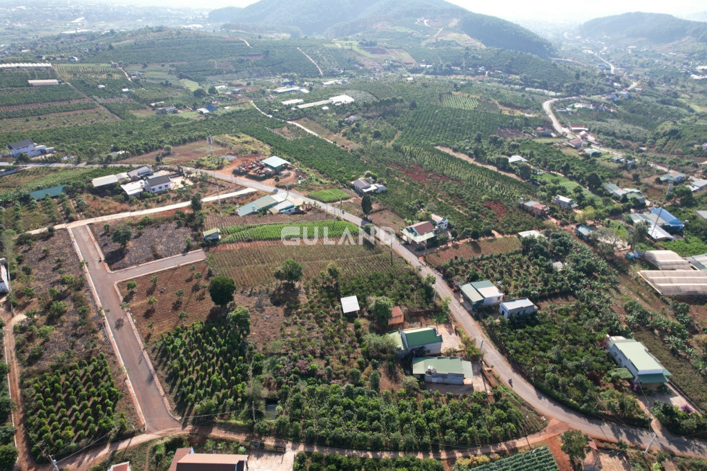 Cần bán các lô đất sẵn thổ cư view thoáng mát tại thị trấn Nam Ban, Lâm Hà, Lâm Đồng