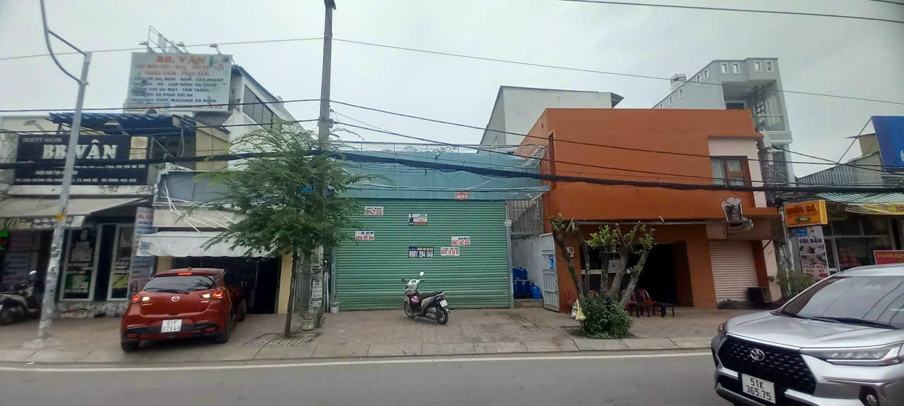 MẶT TIỀN NGANG  7M  HTP NHÀ BÈ