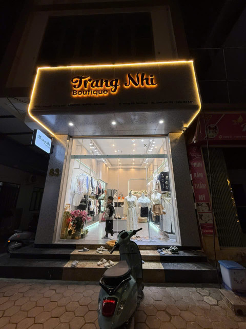 CẦN NHƯỢNG GẤP CỬA HÀNG THỜI TRANG số 83Nguyễn Phong Sắc , Phố Mới , Quế Võ , Bắc Ninh