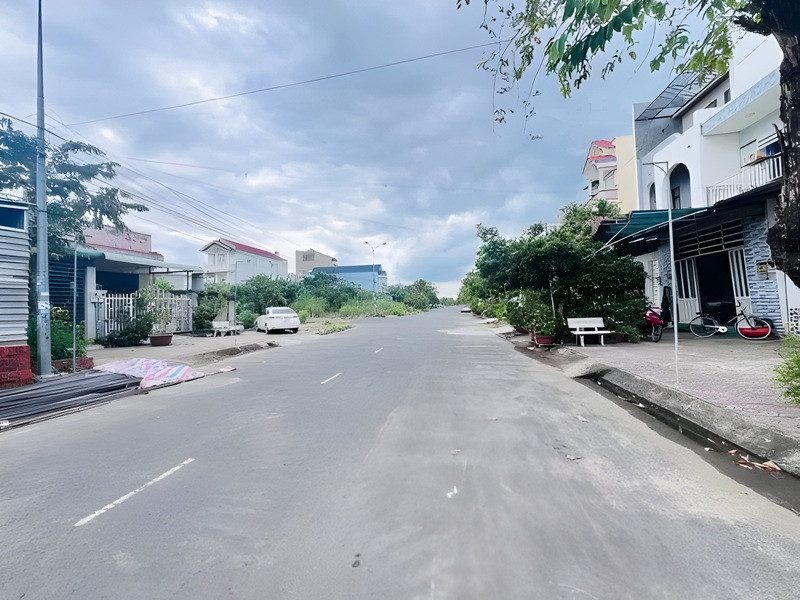 DO ĐẦU TƯ QUÁ NHIỀU, GIỜ CHỊU ÁP LỰC TRẢ LÃI NÊN QUYẾT ĐỊNH BÁN LỖ 30% SO VỚI THỊ TRƯỜNG, ĐANG KINH DOANH, DÒNG TIỀN 50TR, PHÙ HỢP ĐẦU TƯ KHÁCH SẠN, NHÀ NGHỈ