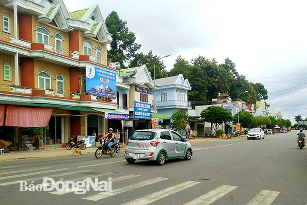 Nhà cho trung tâm huyện Tân Phú giá 330 triệu