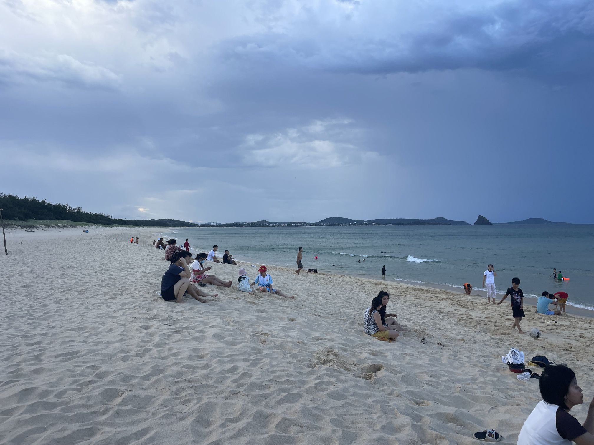 Đất ra bãi choi