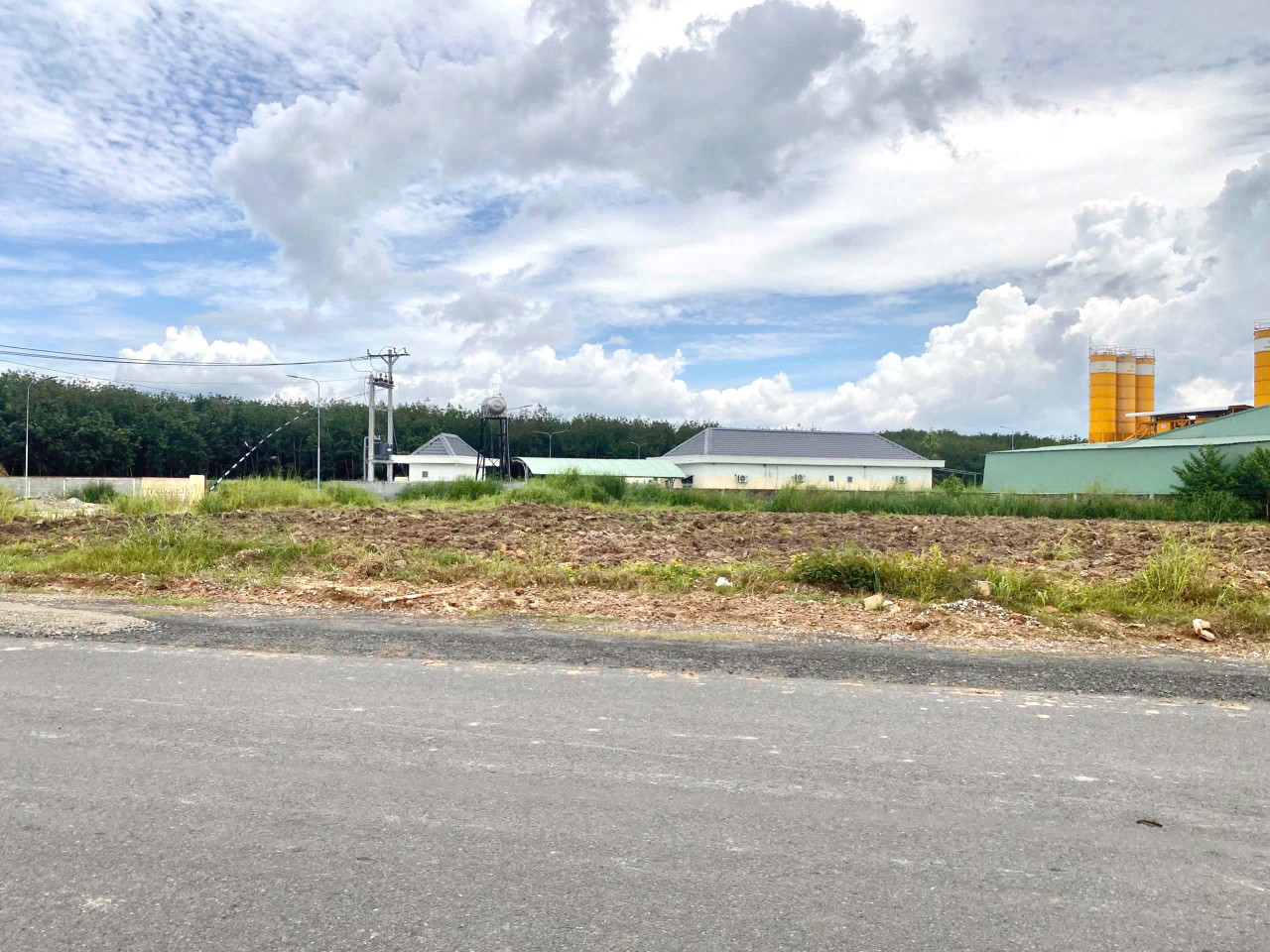 Bán đất 1004.7m² giá 275 triệu tại Xã An Khương Huyện Hớn Quản LH: 0931.783.209_C.Huyền