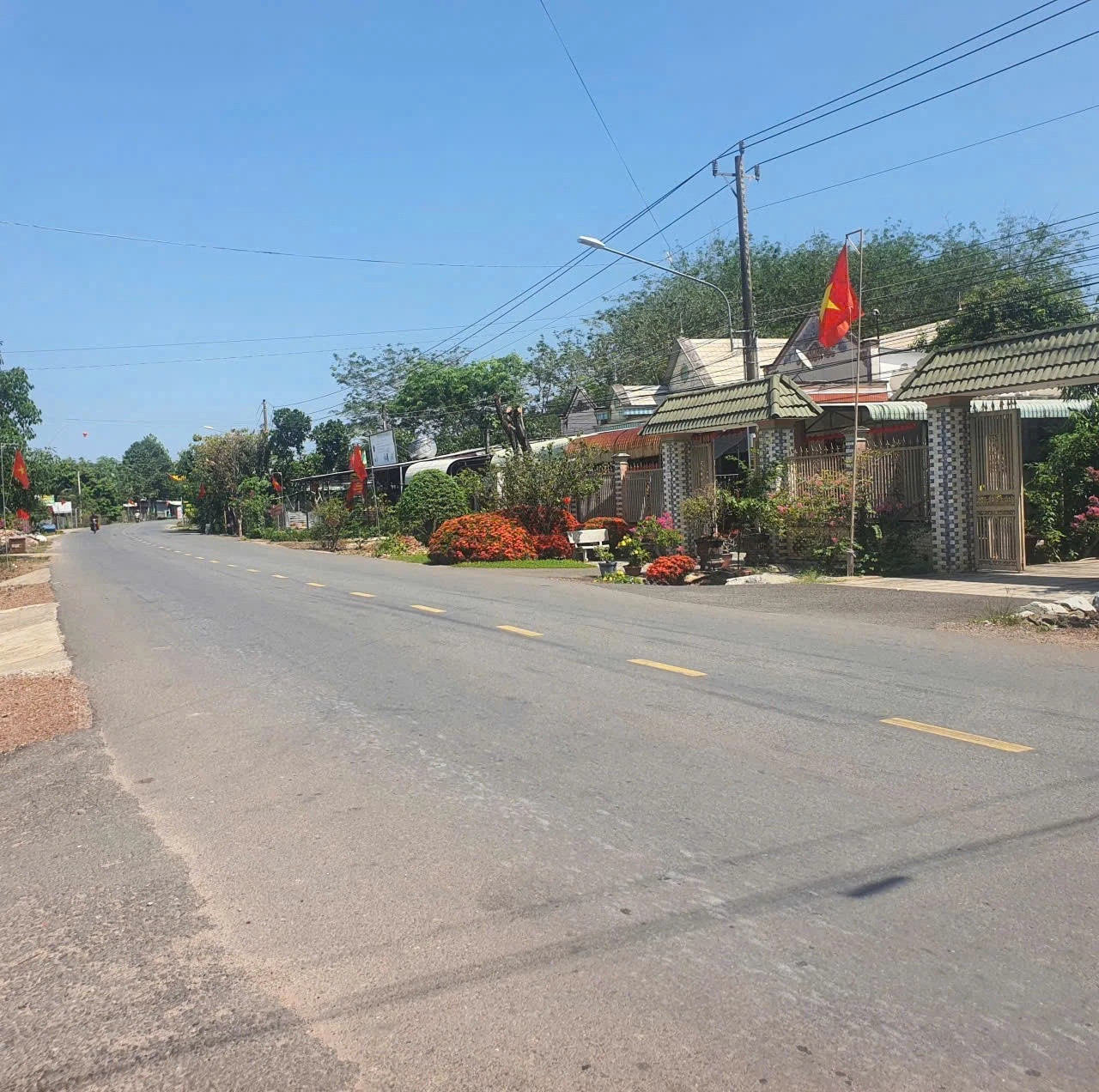 Bán Đất 230m² thổ cư 100m² giá 400 triệu tại Xã An Long TP. Hồ Chí Minh