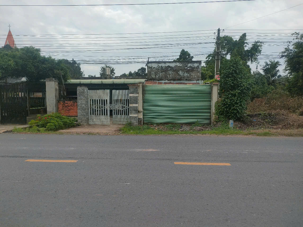 Bán nhà 378.8m² ngang 10m giá 2.2 tỷ Xã An Long
