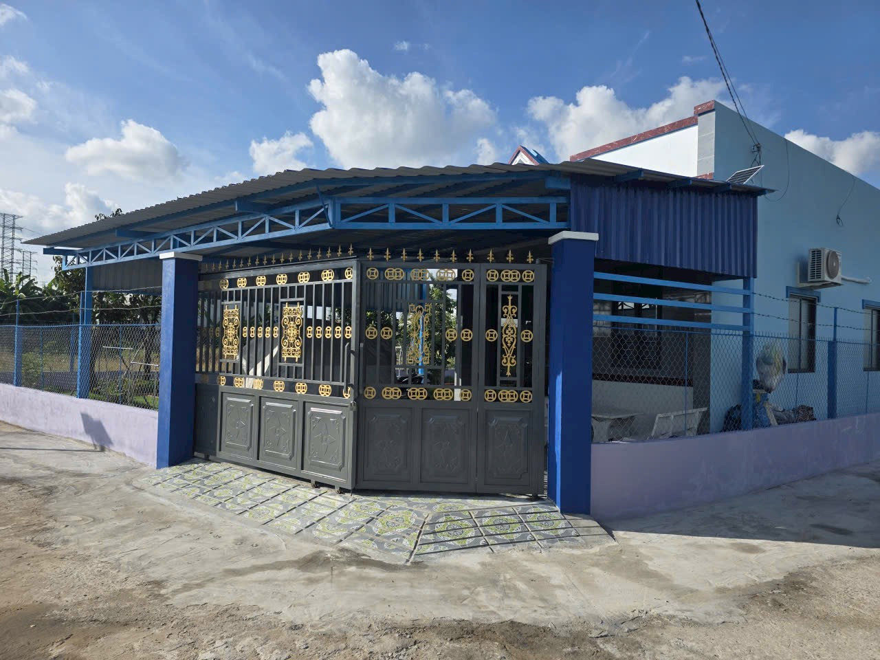 Cần bán căn nhà vườn full thổ cực đẹp ở khu công nghiệp an nhựt tân tân trụ