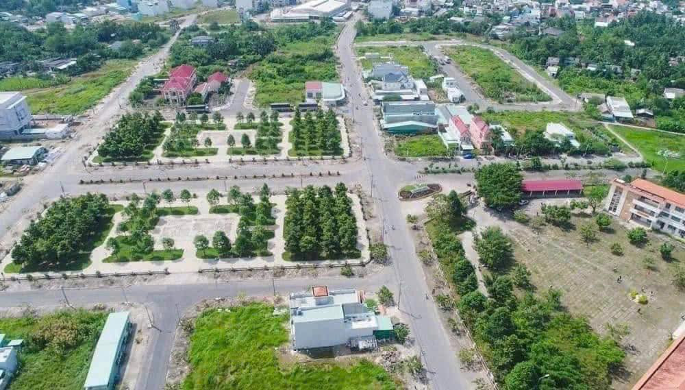 CẦN RA GẤP LÔ ĐẤT NGỘP, 1 tỷ 650 cho lô đất 195,7m2 ngay dự án THUNG LŨNG XANH. Ngay sát cạnh sân bay LONG THÀNH