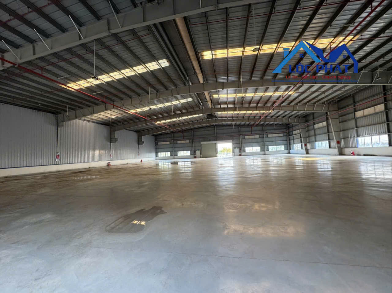 Xưởng 2.000m2 KCN Long Thành, Đồng Nai cho thuê 10.000usd