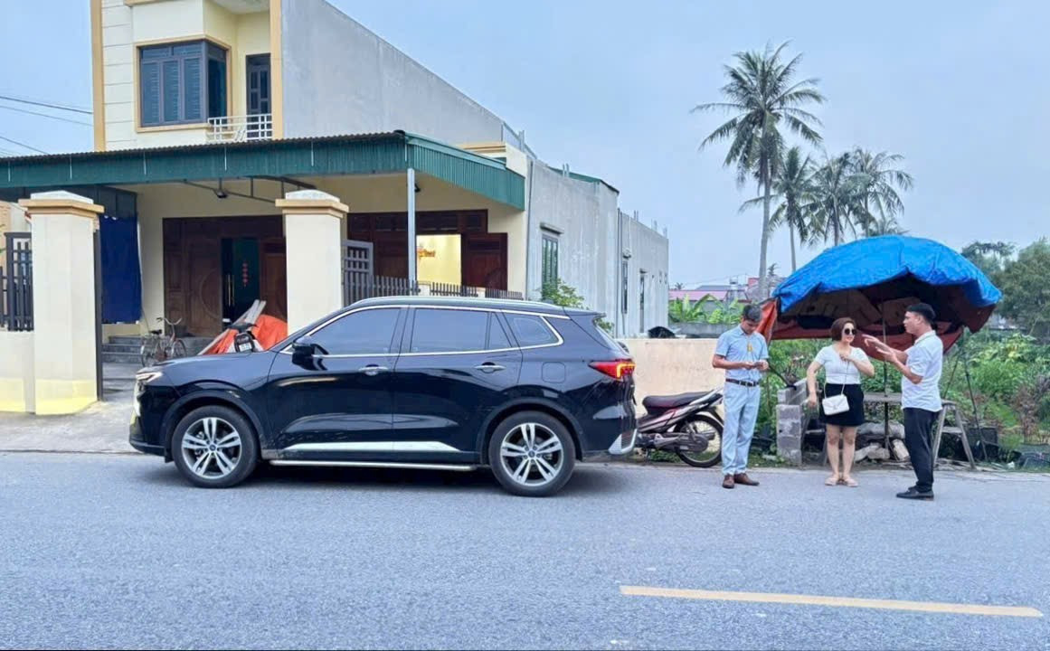 Bán đất 107m² ngang 4,5m . mặt đường tỉnh  304 . giá 2.6 tỷ Xã An Quang(Quang Hưng). liên hệ 0362558882