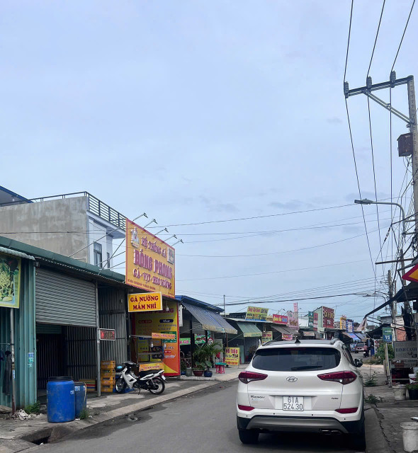 Bán đất mặt tiền kinh doanh ngay cổng đội 2 Rạch Bắp Bến Cát