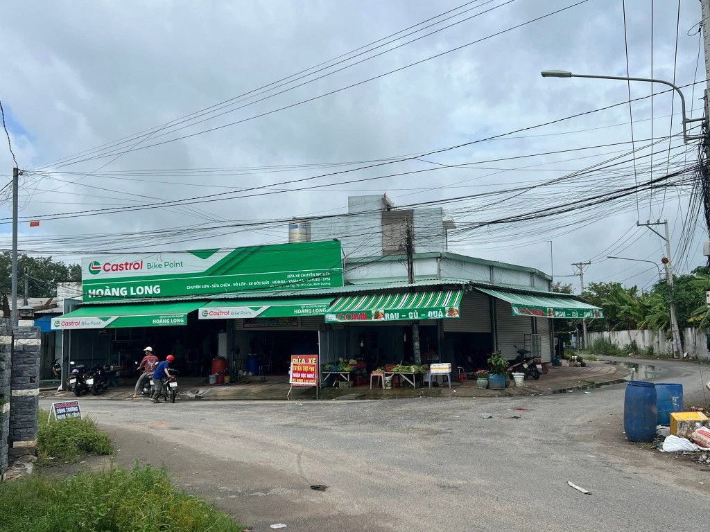 Bán 6 kiot kinh doanh mặt tiền chợ An Tây Bến Cát