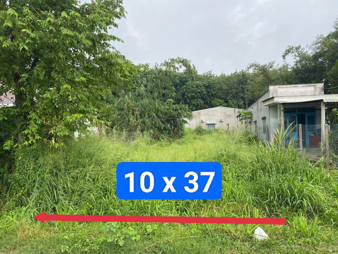 Bán lô đất mặt tiền Kinh Doanh ngay Trường Học Trảng Bàng 10 x 37 (370m2 có 200m2 thổ)-Gọi: 0946.774.278