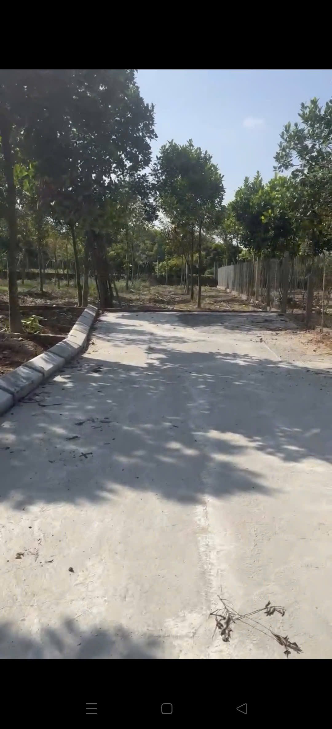 Bán đất 552m² có sẵn 150m² thổ cư ngang 20mm giá 1.8 tỷ tại Xã Bất Bạt